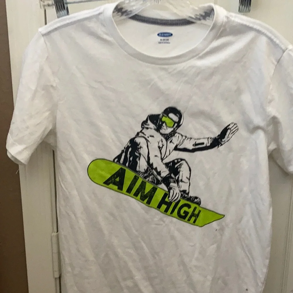 Boys old navy aim high tee xl